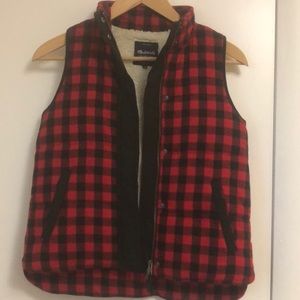 Madewell Fireside Vest in Buffalo Plaid